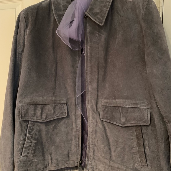 Gray leather jacket slightly worn  small stain on right pocket - Picture 1 of 6